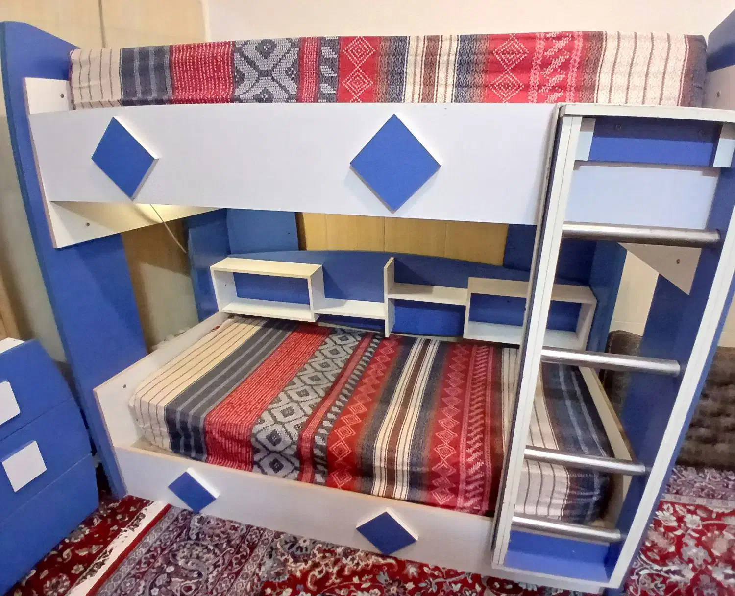 تخت دو طبقه با بهترین چوبmdf|تخت و سرویس خواب|یزد, |دیوار