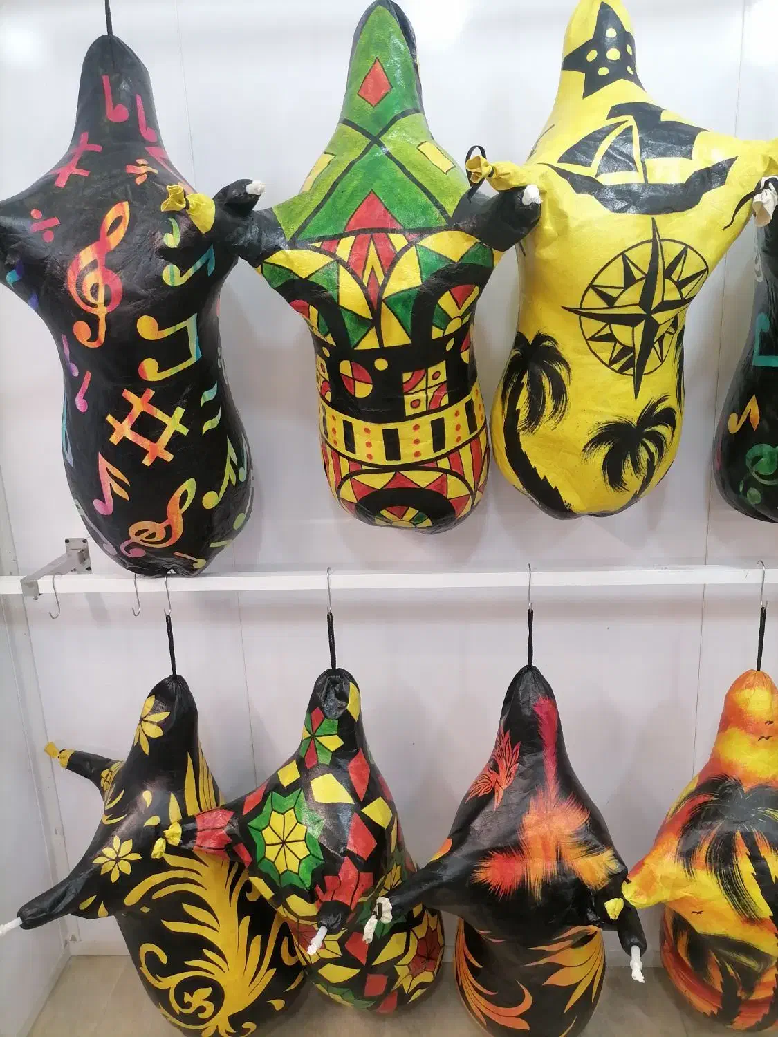 نی انبا(ن) نامبر وانی|سازهای سنتی|جیرفت, |دیوار