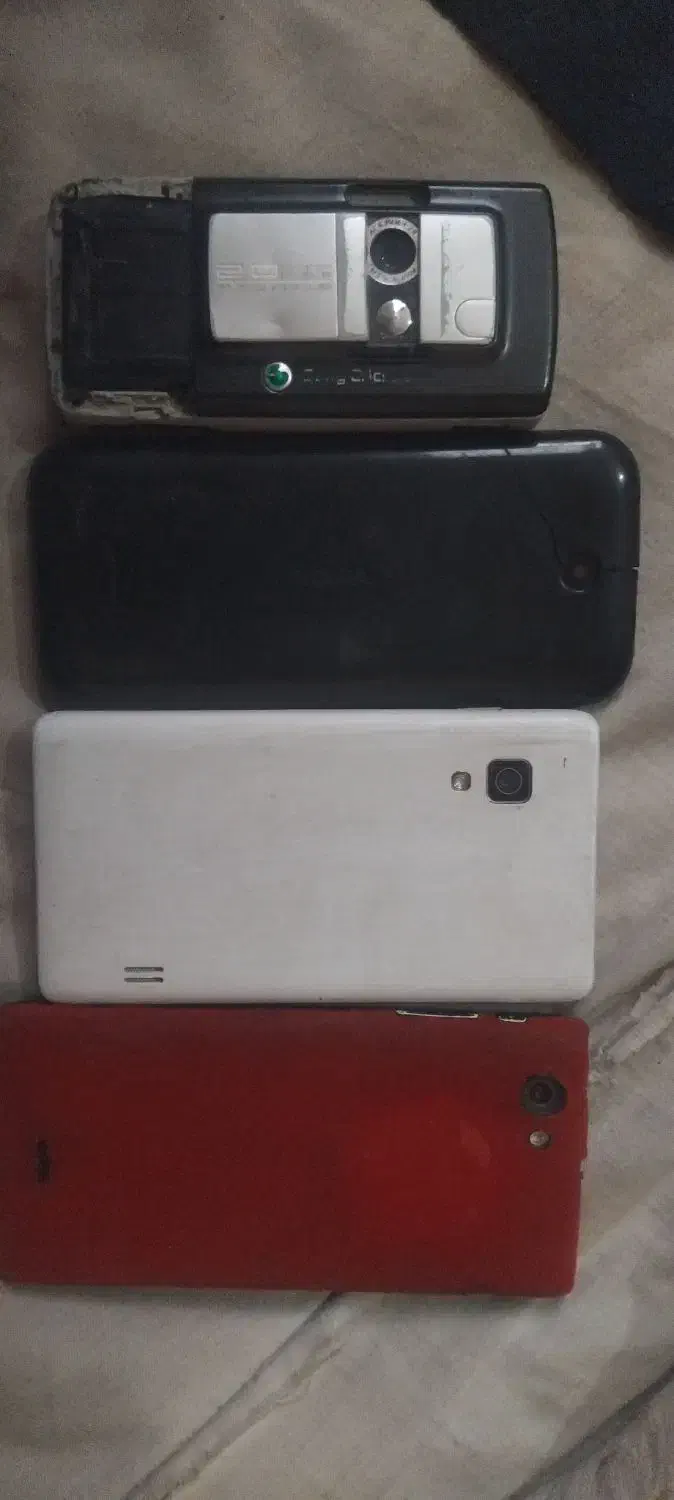 4 عدد گوشی خاموش با 4 برند وکارتن|موبایل|شاهینشهر, مخابرات (شهید بهشتی)|دیوار