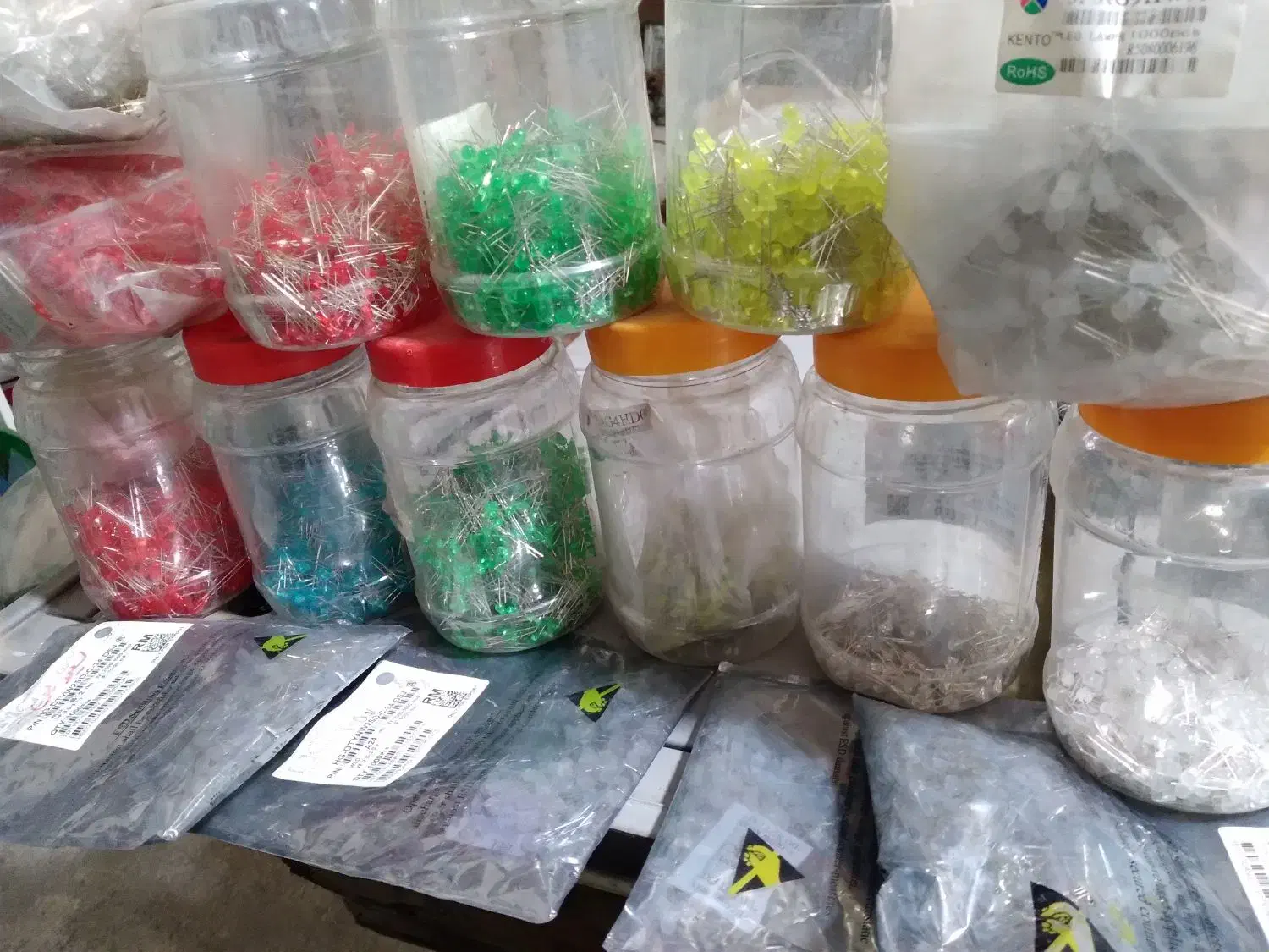 لامپ ال ای دی|لامپ و چراغ|بروجرد, |دیوار