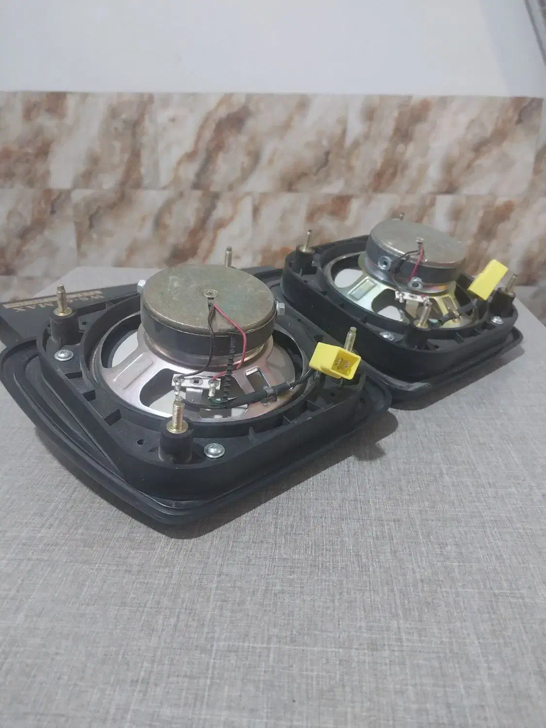 باند فابریک|قطعات یدکی و لوازم جانبی|شیراز, کوشک میدان|دیوار