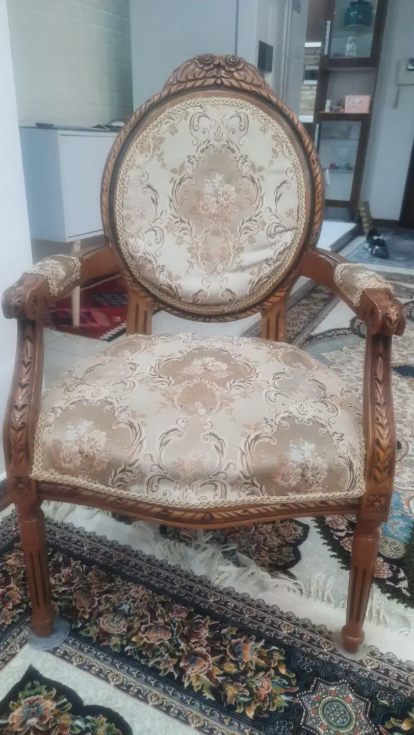 مبلمان کلاسیک سلطنتی (استیل) اصل چوب گردو|مبلمان خانگی و میز عسلی|محمدشهر, شهرک پیام (مهرالبرز)|دیوار