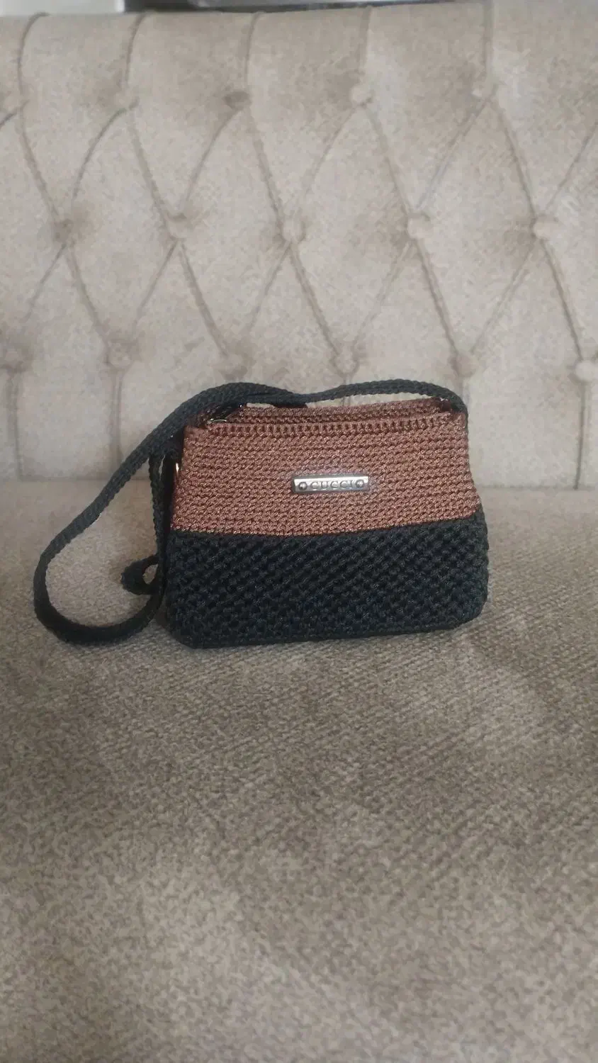 کیف|کیف، کفش، کمربند|کاشمر, |دیوار