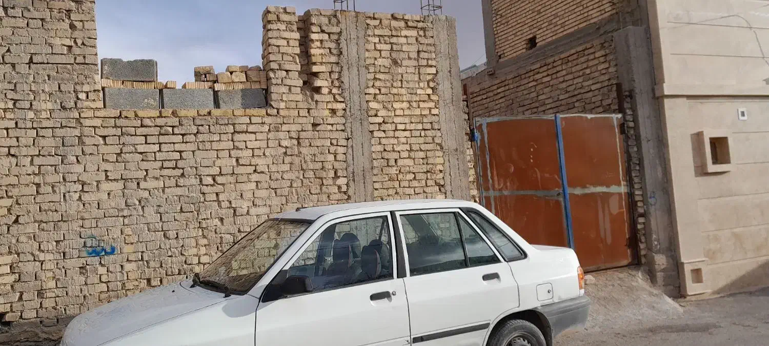 فروش یک باب ساختمان مسکونی دهدق با وام مسکن|فروش خانه و ویلا|آباده, |دیوار