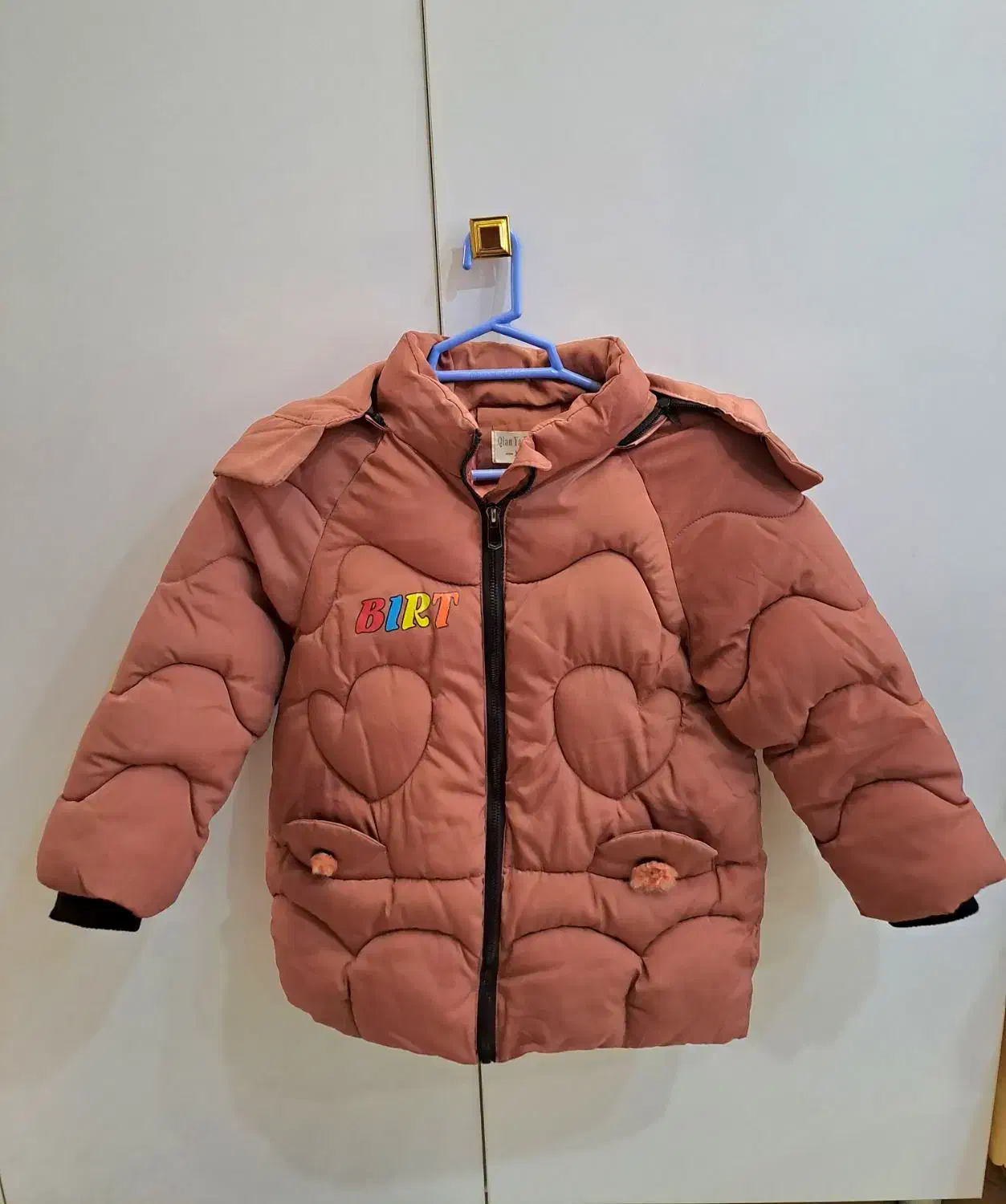 کاپشن بچگانه|کفش و لباس بچه|چالوس, |دیوار