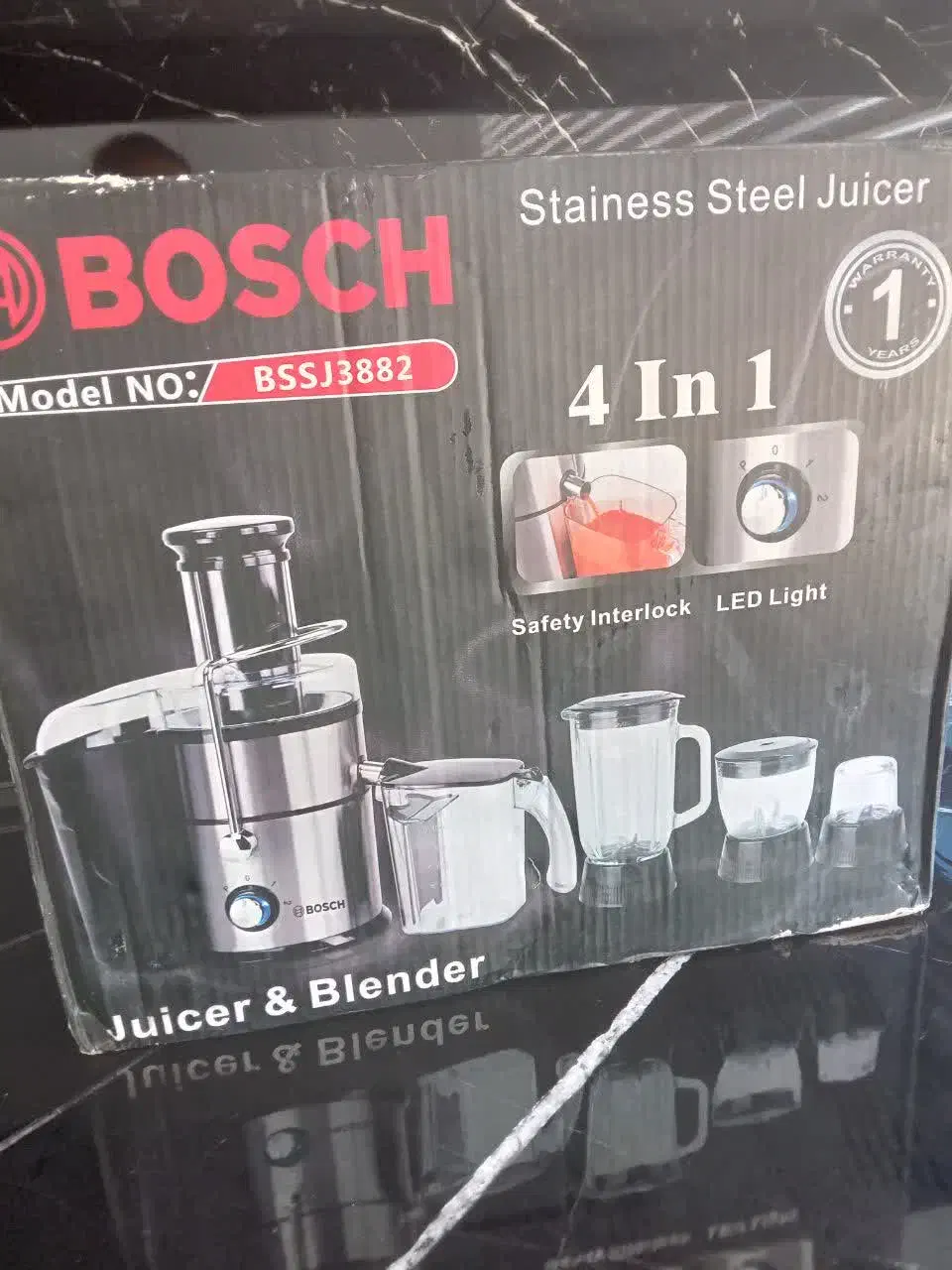 آبمیوه گیری بوش 4کاره|آبمیوهگیر و آبمرکباتگیر|قم, شهرک قدس|دیوار