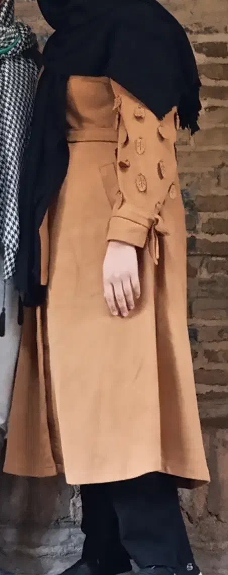 لباس|لباس|اشکذر, |دیوار