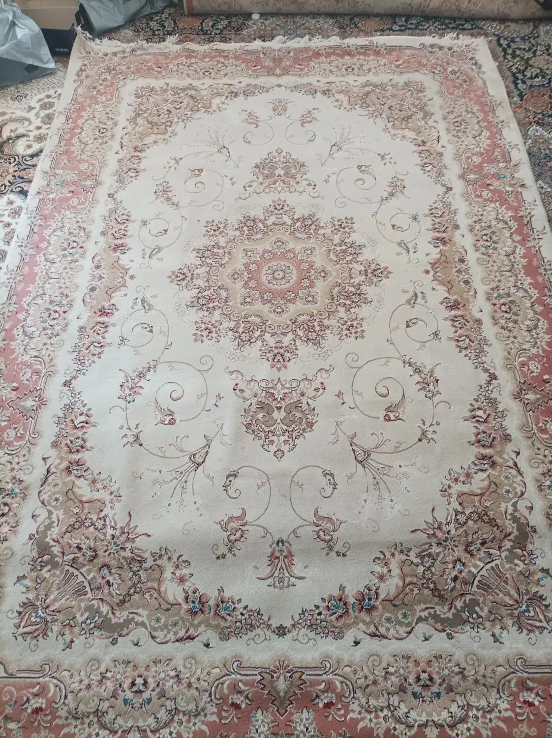 فرش لوازم ورزشی|فرش|کرمانشاه, |دیوار