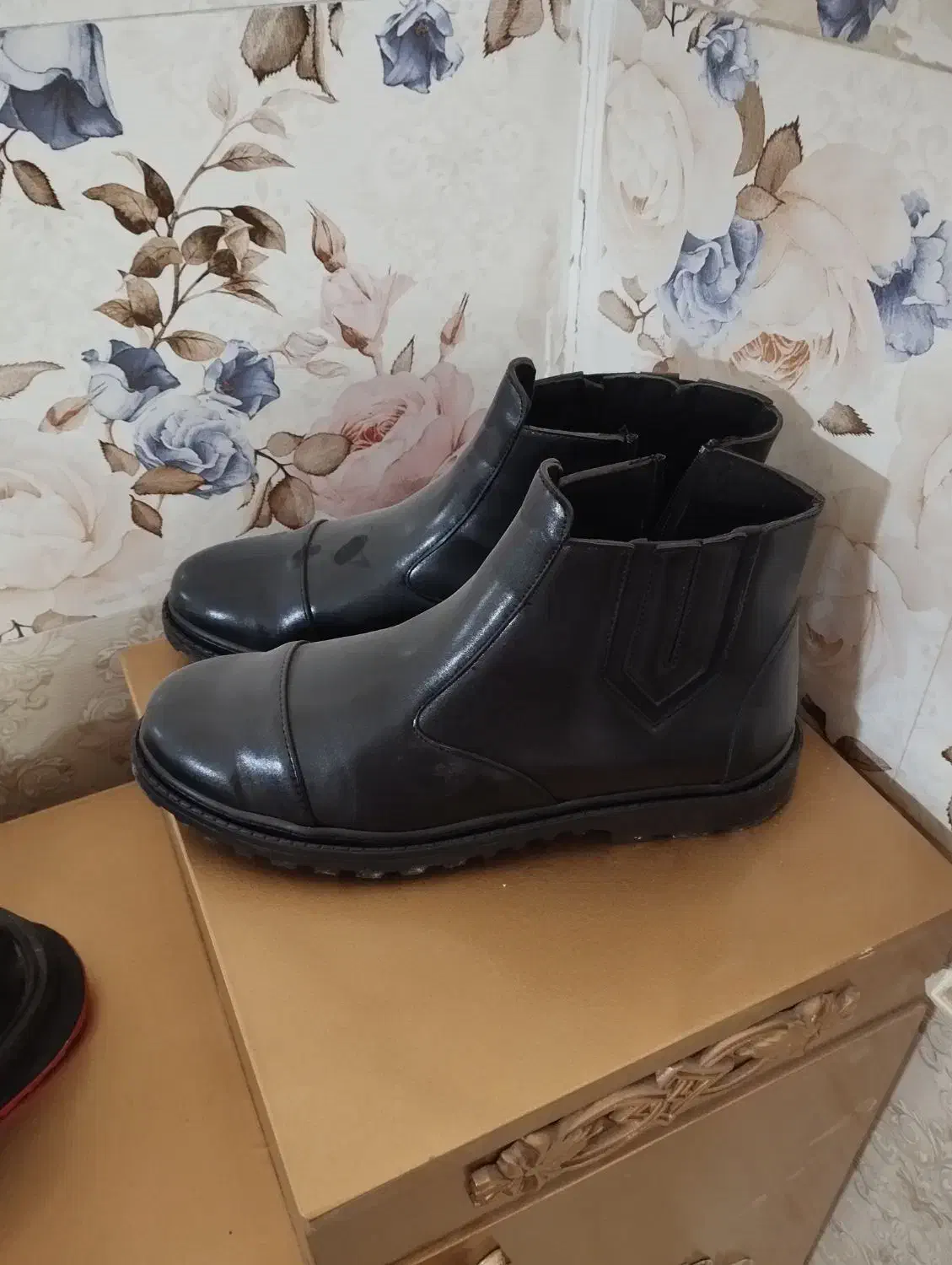 کفش درحد نو|کیف، کفش، کمربند|اردبیل, |دیوار