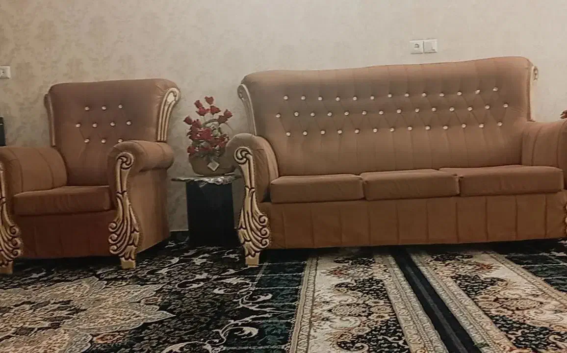 مبل در حد نو|مبلمان خانگی و میز عسلی|مشهد, یاس|دیوار
