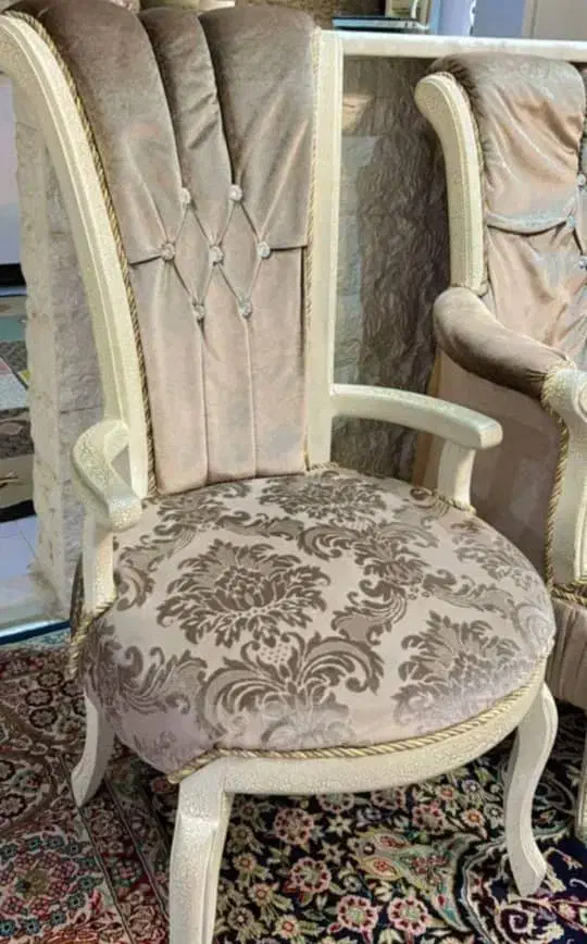مبل کلاسیک ۷نفره بعلاوه ۲میزبان|مبلمان خانگی و میز عسلی|پاکدشت, پاکدشت (مامازند)|دیوار