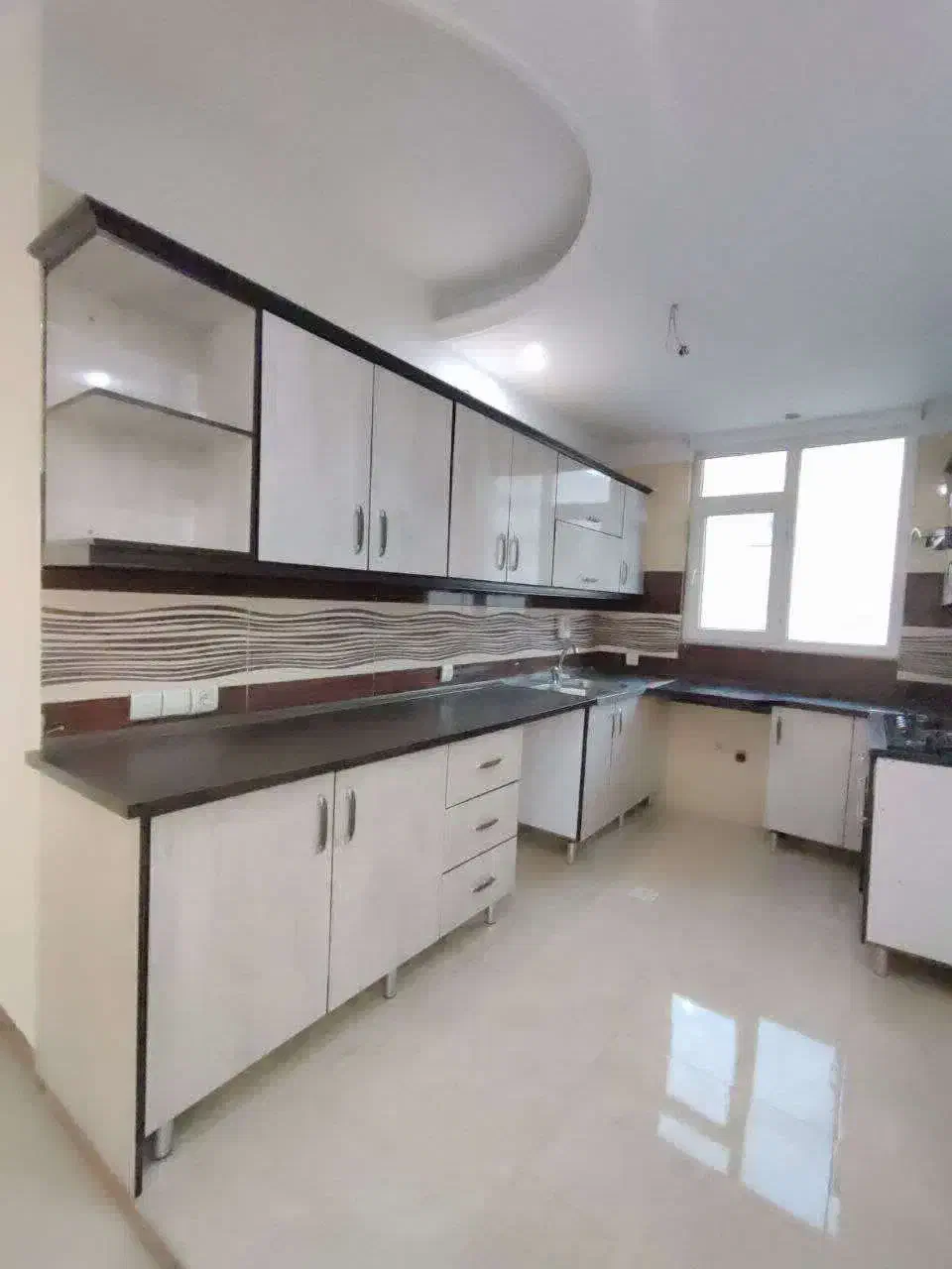 آپارتمان ۶۸متری/ پارکینگ سندی/ رو به نما|فروش آپارتمان|اندیشه, شهرک المهدی|دیوار