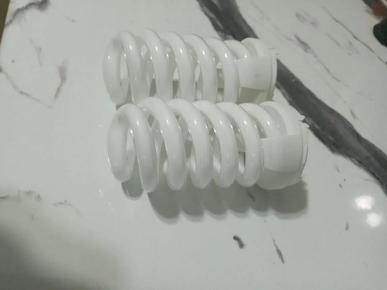 حباب یا شیشه لامپ کم مصرف|لامپ و چراغ|تاکستان, |دیوار