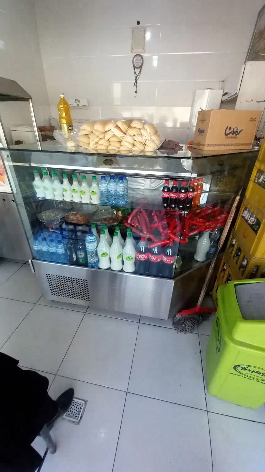 یخچال ویترینی فریدونی|فروشگاه و مغازه|قم, شهر قائم|دیوار