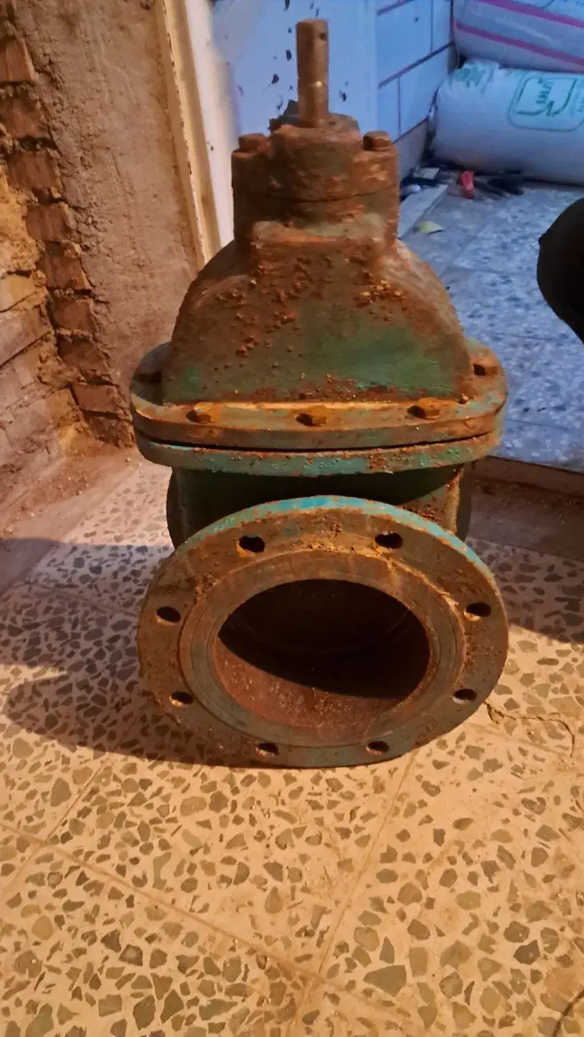 شیر فلکه ای|ابزارآلات|شوشتر, |دیوار