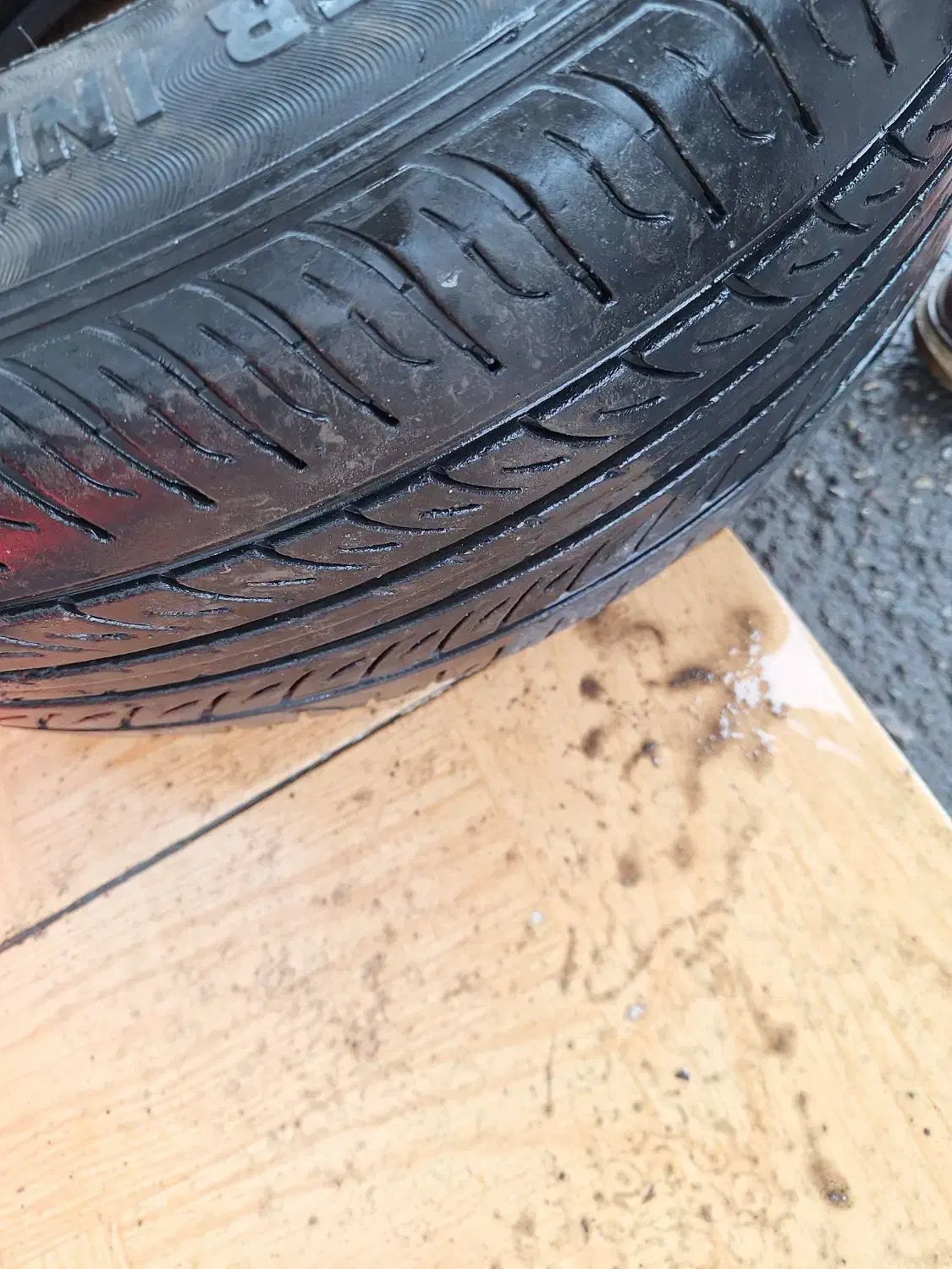 دو حلقه لاستیک یزد تایر ۲۰۵ سمند ۶۰ درصد|قطعات یدکی و لوازم جانبی|رشت, شهرک قدس|دیوار