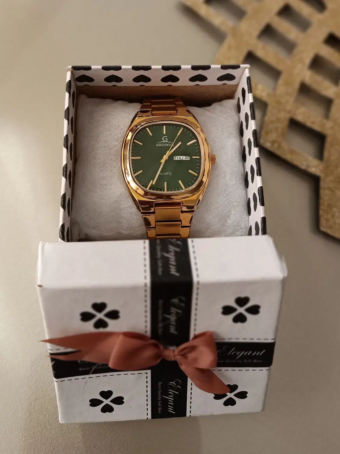 ساعت گرنویچ کوارتز|ساعت|مشگین شهر, |دیوار