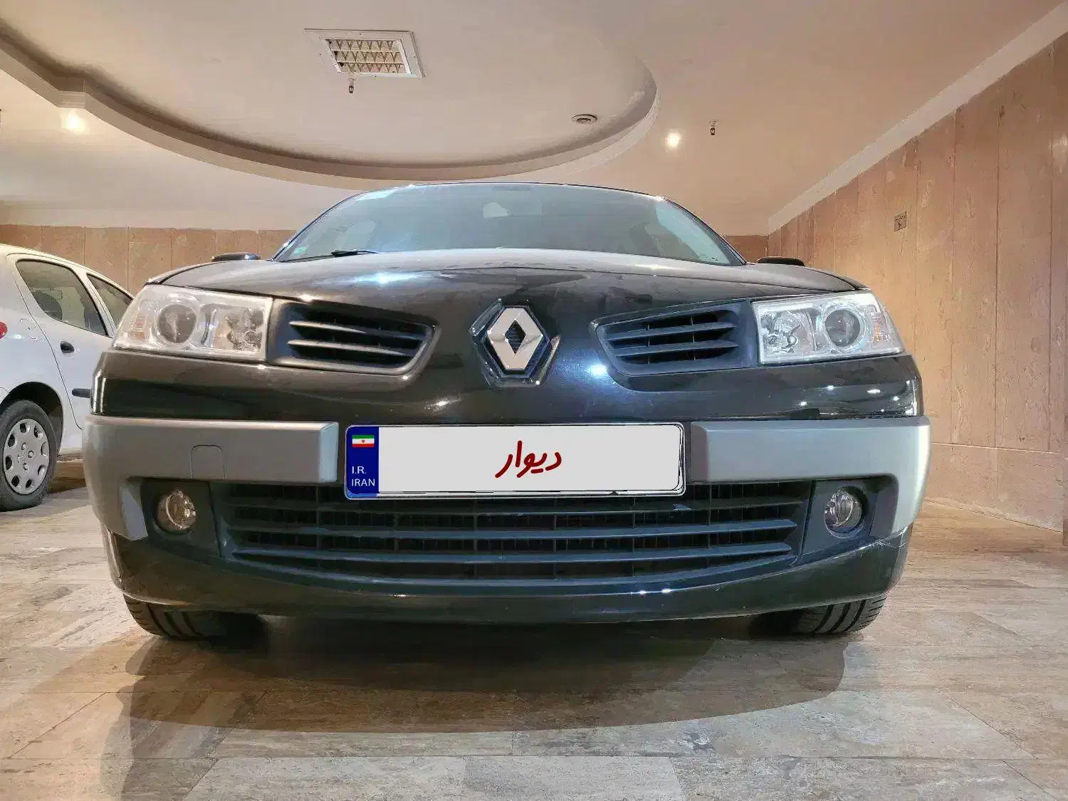 مگان مشکی 2011خانگی|خودرو سواری و وانت|تهران, شهرک غرب|دیوار