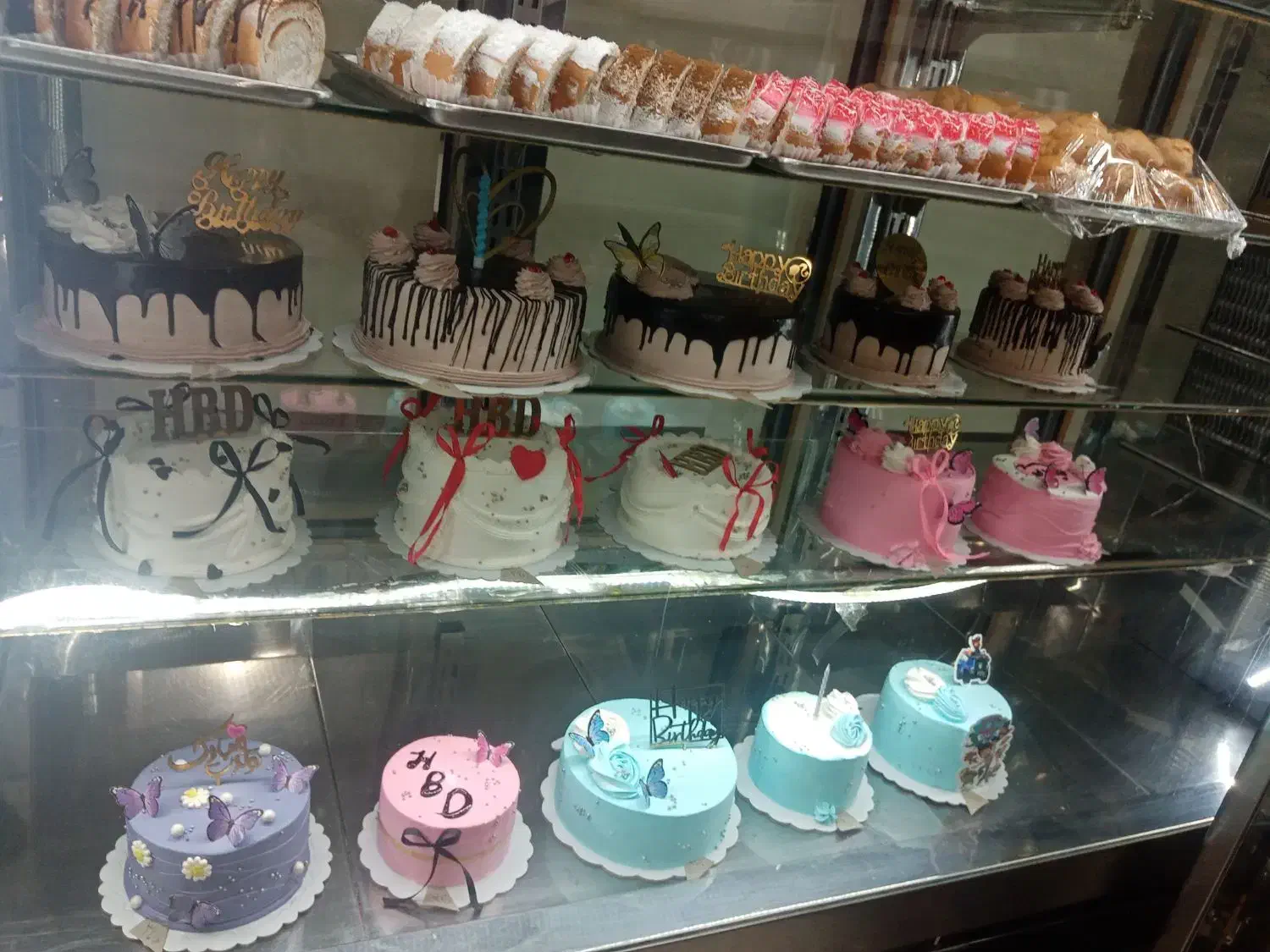 یک همکار جهت فروشندگی شیف عصر|استخدام خدمات فروشگاه و رستوران|جیرفت, |دیوار