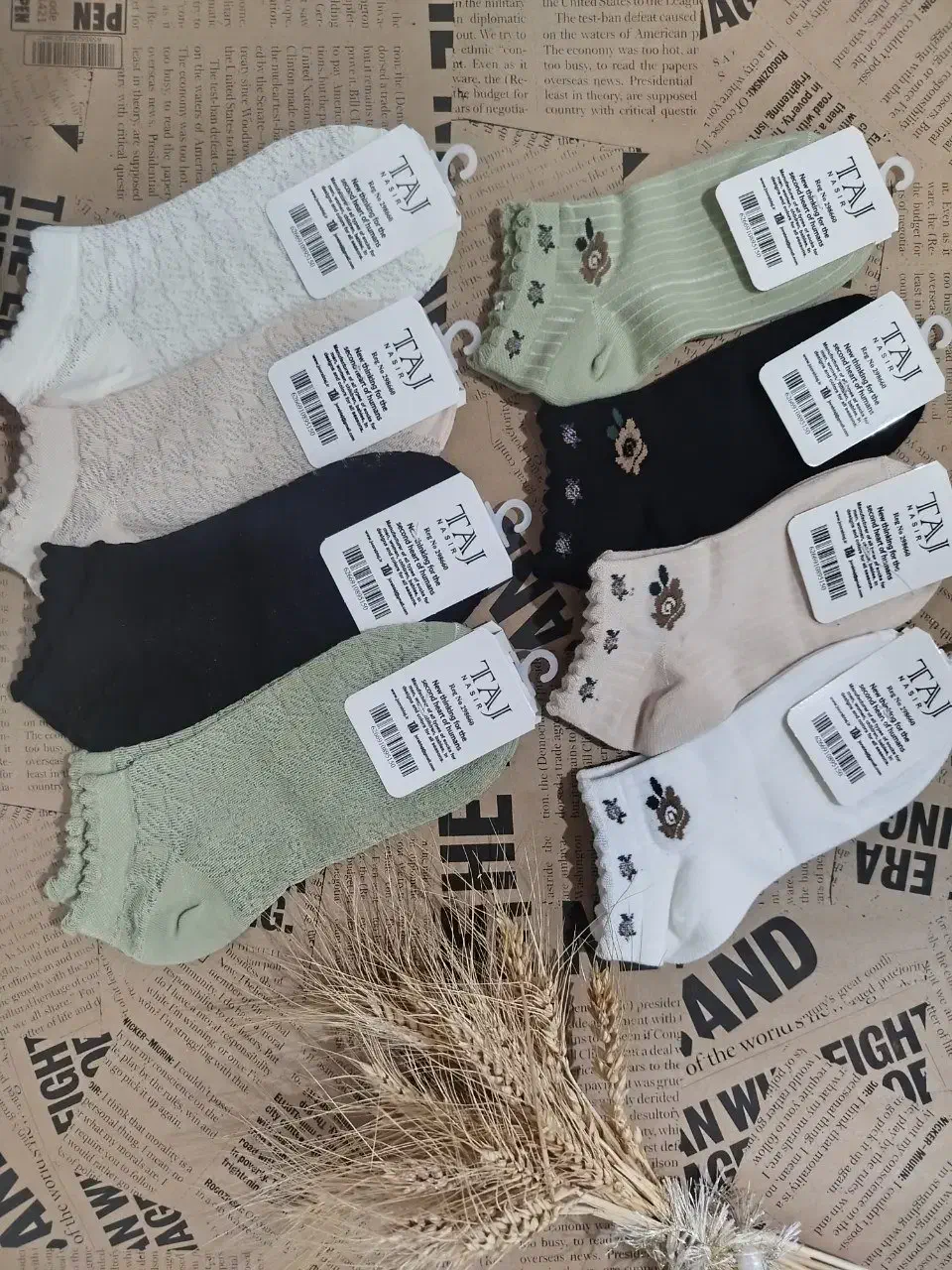 گلدار و توری|لباس|قم, شاه سید علی|دیوار