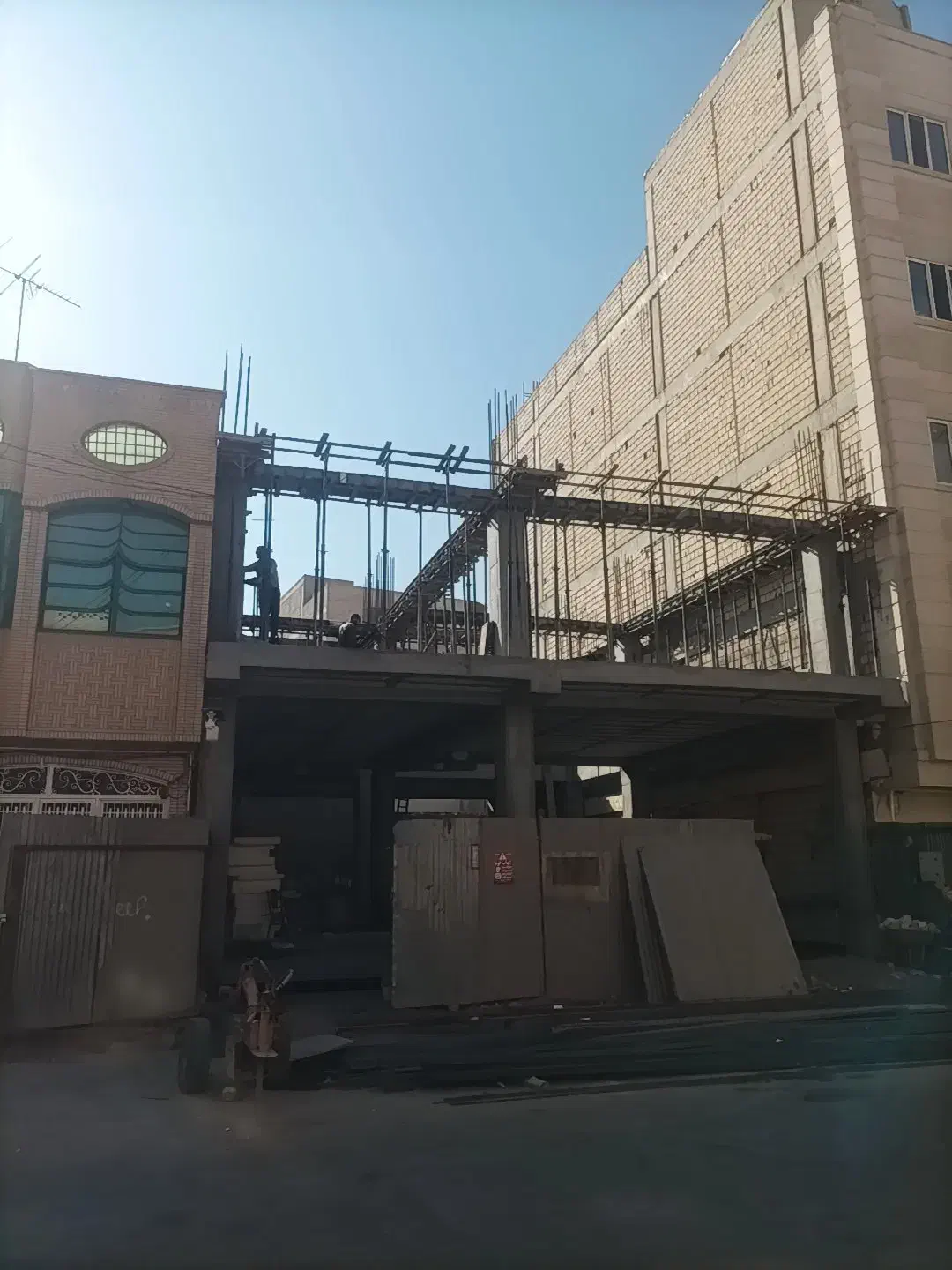 اجرای اسکلت بتنی، فونداسیون ،دیوار برشی ، تیرچه|خدمات پیشه و مهارت|قم, زنبیل آباد|دیوار