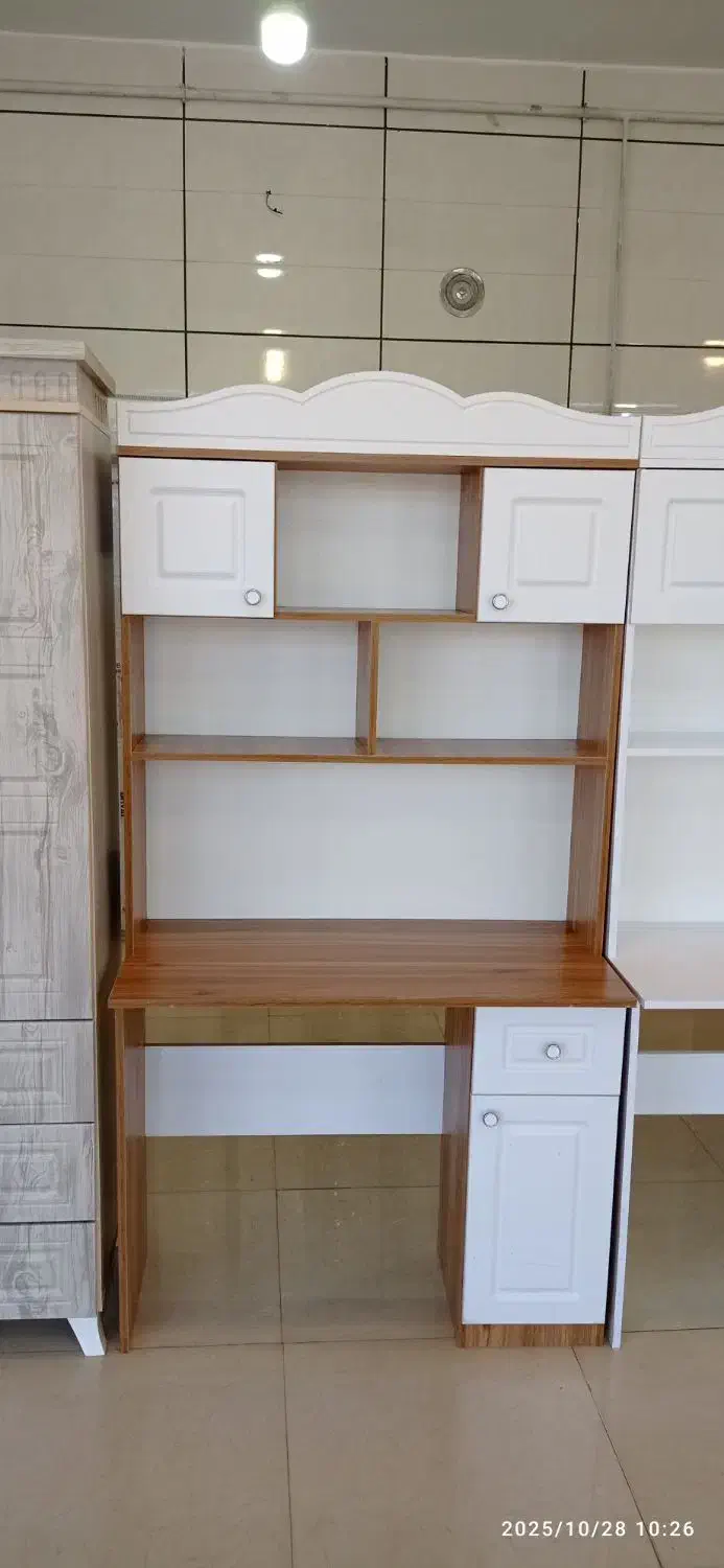 تولید انواع میز تحریر انواع مصنوعات چوبی با چک 555|میز تحریر و کامپیوتر|زنجان, |دیوار