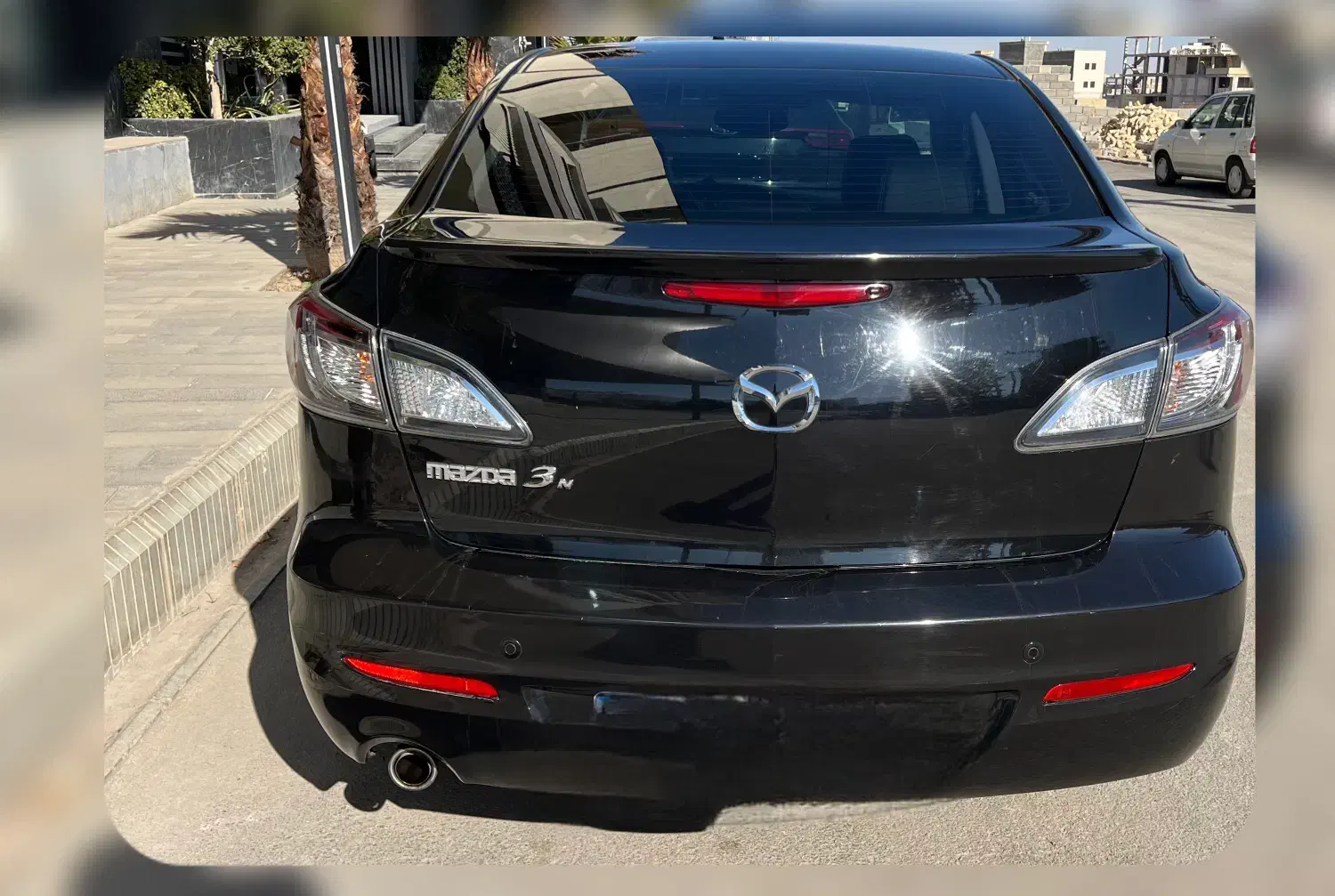 مزدا ۳تیپ ۴ مدل ۹۸ مشکی|خودرو سواری و وانت|کاشان, امیرکبیر|دیوار