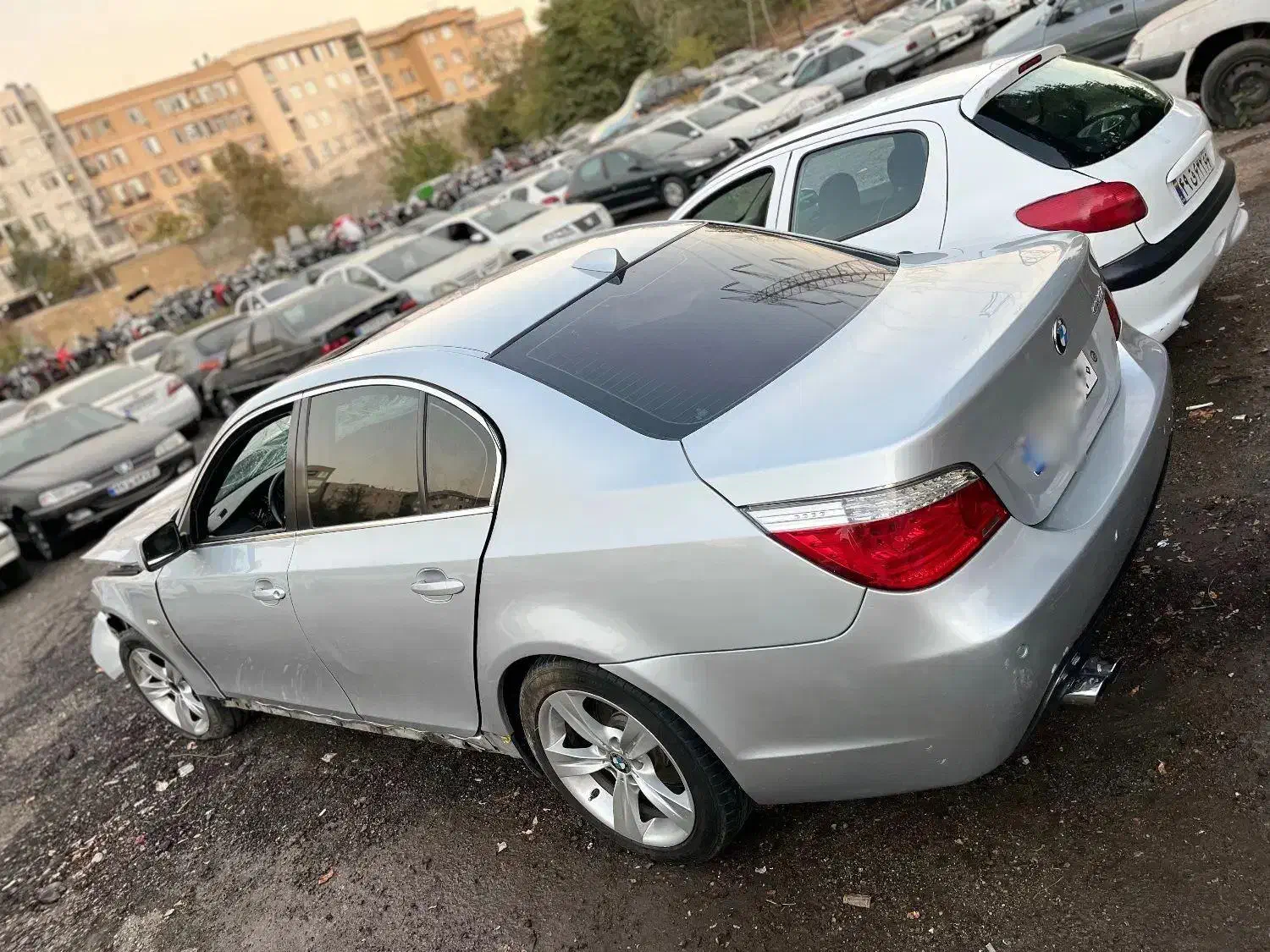 Bmw 530i مدل 2005 ترخیص 2008 تصادفی|خودرو سواری و وانت|تهران, حکیمیه|دیوار
