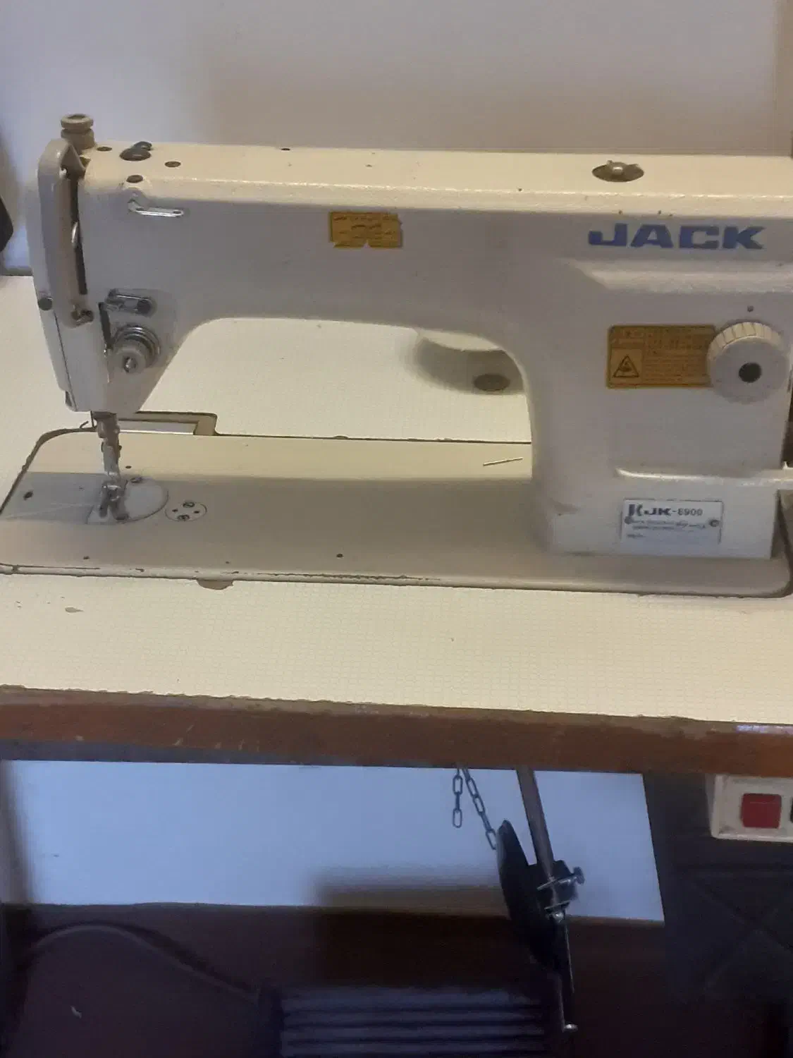 سردوز و چرخ خیاطی صنعتی|چرخ خیاطی و ریسندگی|گرگان, |دیوار