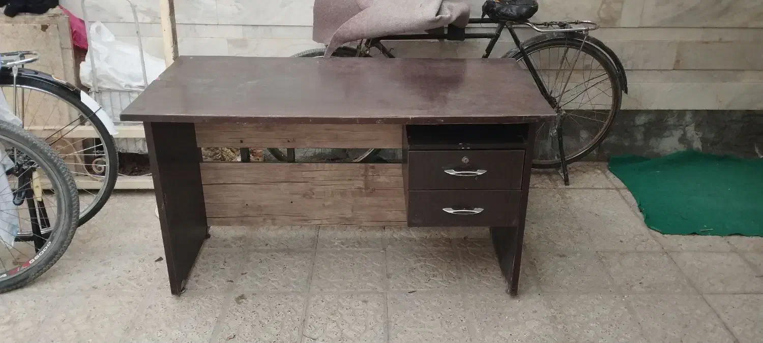 میز دفتر و کار|دفتر کار|برخوار, |دیوار