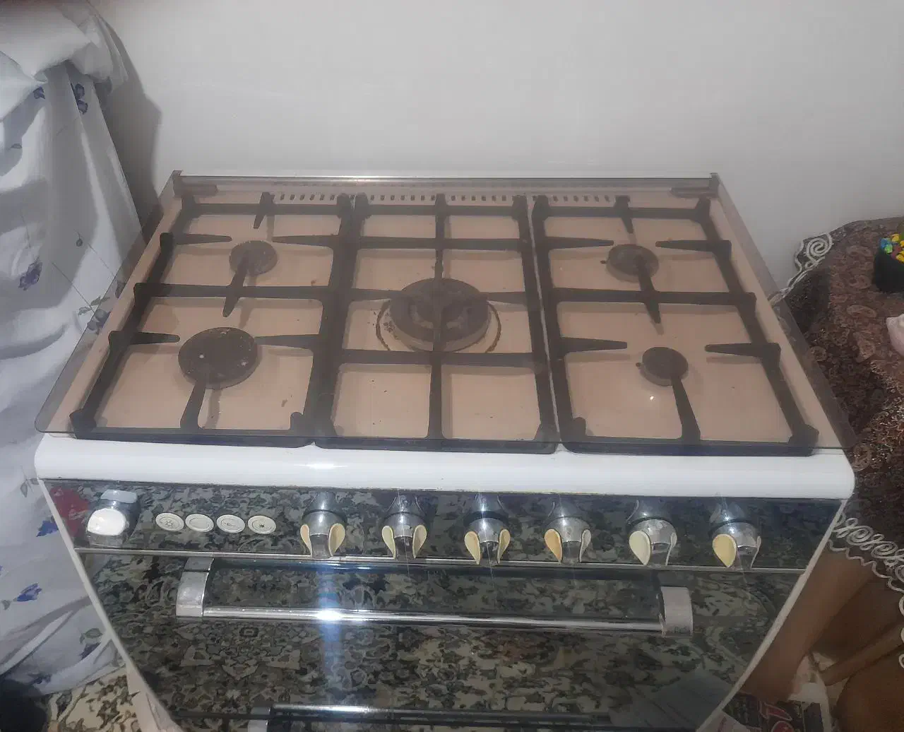 گاز فر دار پنج شعله سالم|اجاق گاز و لوازم برقی پختوپز|مشهد, سرافرازان|دیوار