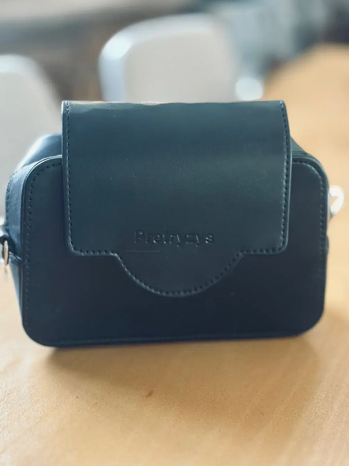 کیف رودوشی|کیف، کفش، کمربند|اردبیل, |دیوار