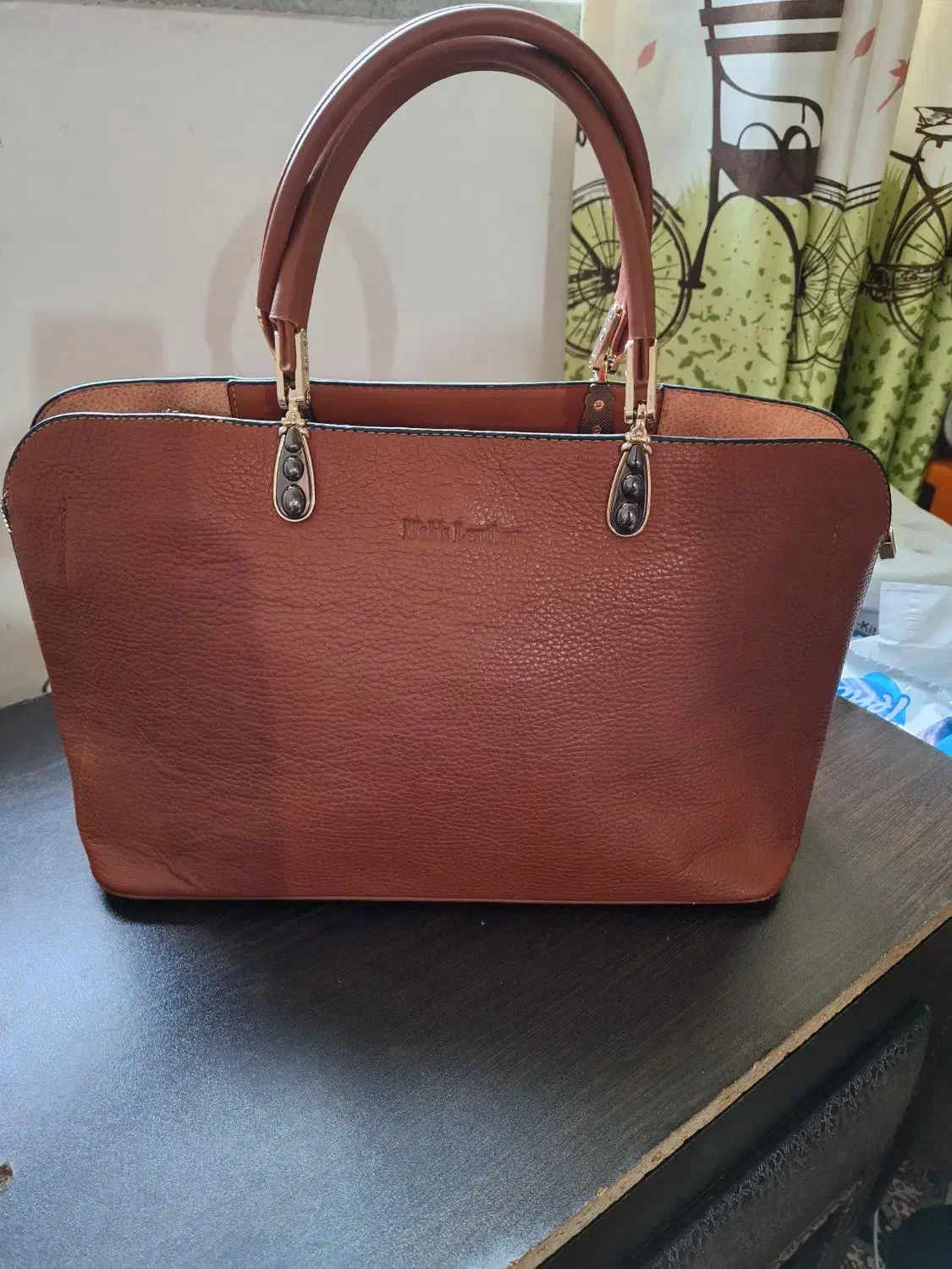 کیف وکفش|کیف، کفش، کمربند|ساری, |دیوار