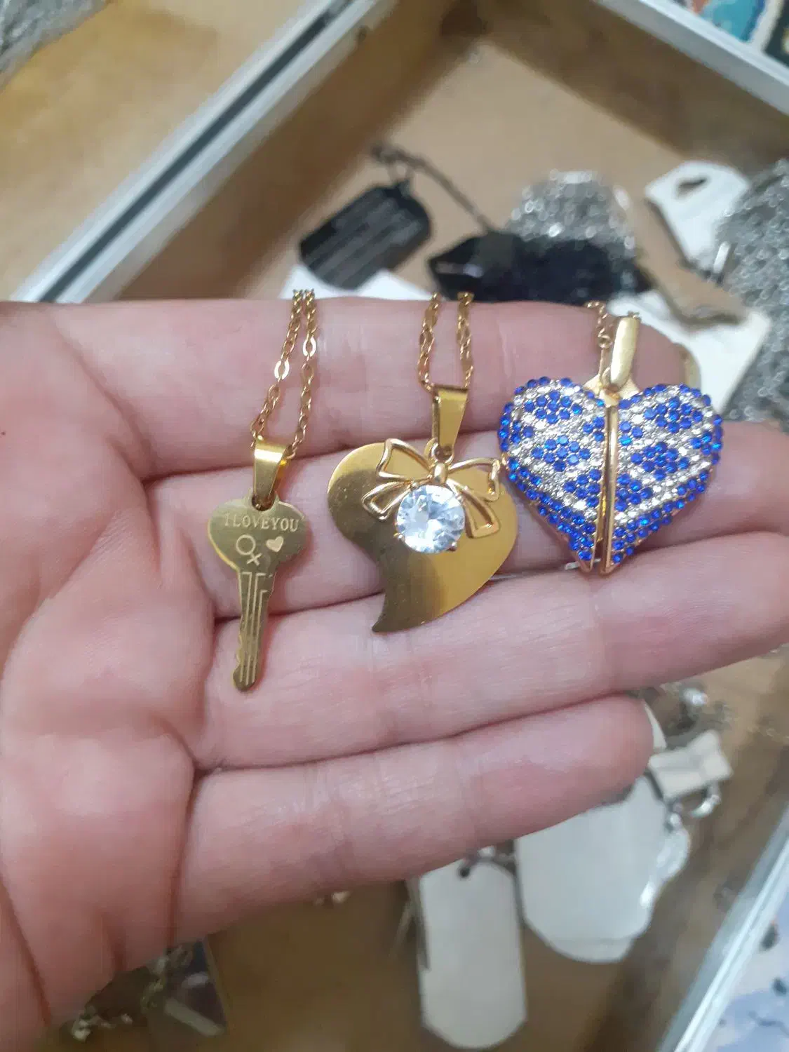 زیورآلات|بدلیجات|پرند, فاز ۶|دیوار