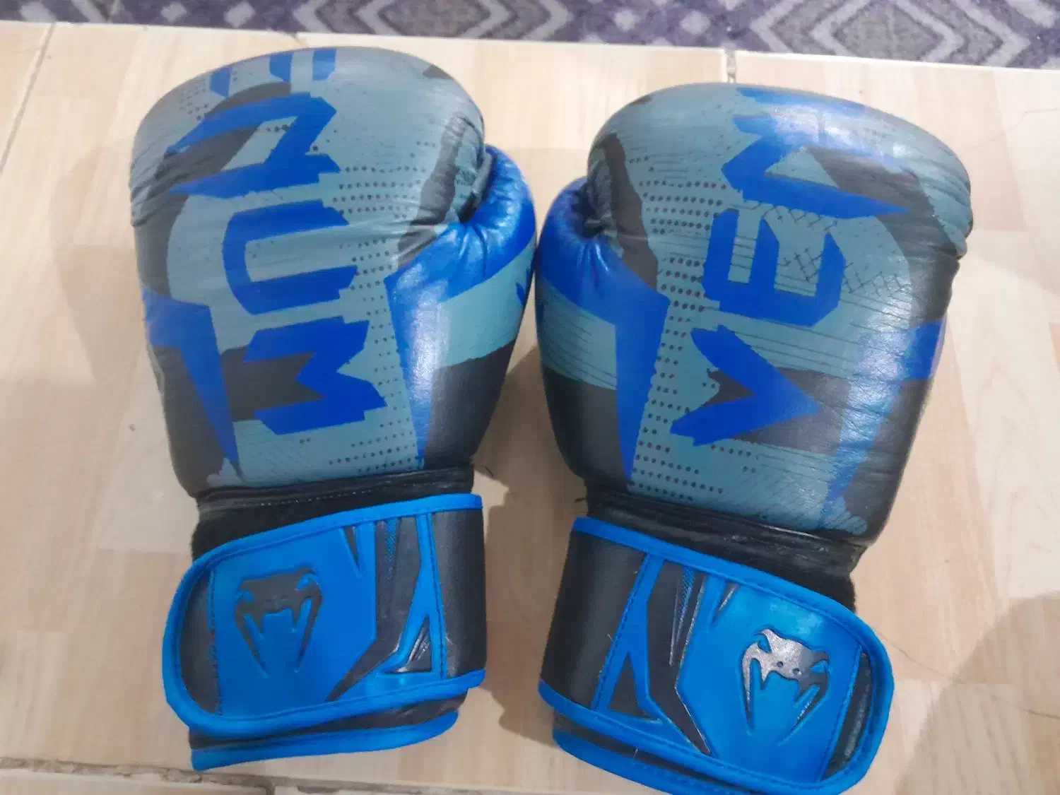 دستکش بوکس چرم|تجهیزات ورزشی|شیروان (خراسان), |دیوار