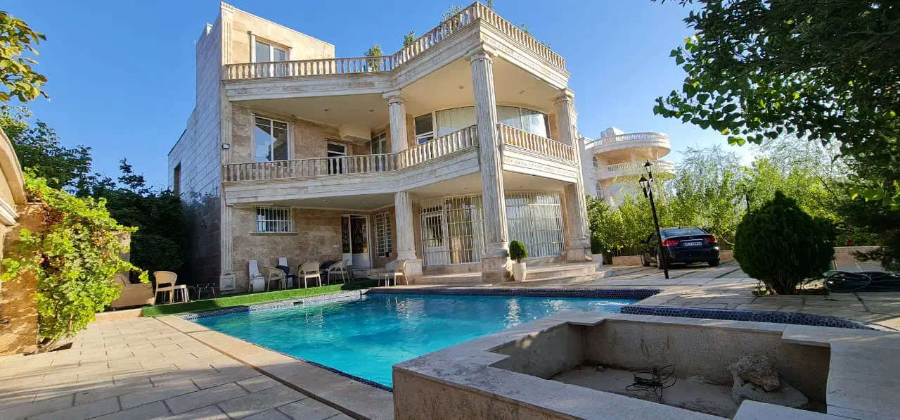 اجاره باغ ویلا با استخر آبگرم صدرا گویم قلات|اجارهٔ کوتاه‌مدت ویلا و باغ|شیراز, گویم|دیوار