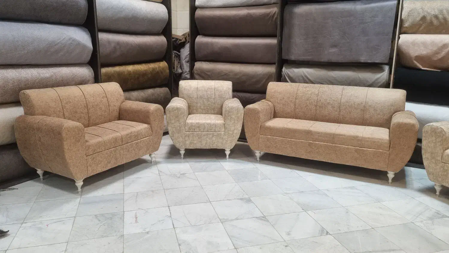 تولید اقتصادی مبلمان راحتی|مبلمان خانگی و میز عسلی|نیشابور, مدرس|دیوار