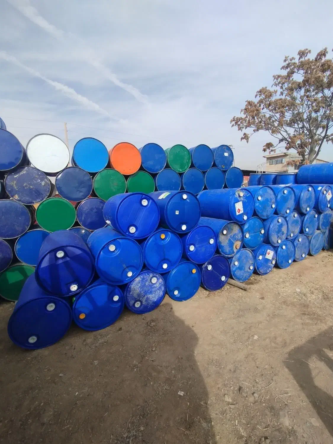 بشکه پلاستیکی و آهنی|مصالح و تجهیزات ساختمان|نظرآباد, شهرک آزادگان|دیوار