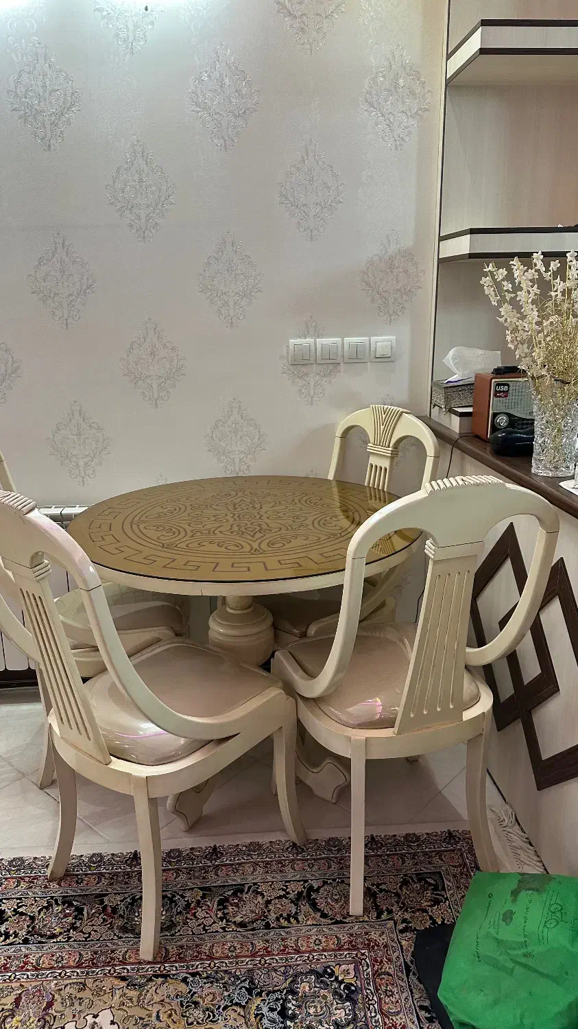 میز نهارخوری چهار نفری چوب راش|میز و صندلی غذاخوری|اصفهان, طاحونه|دیوار