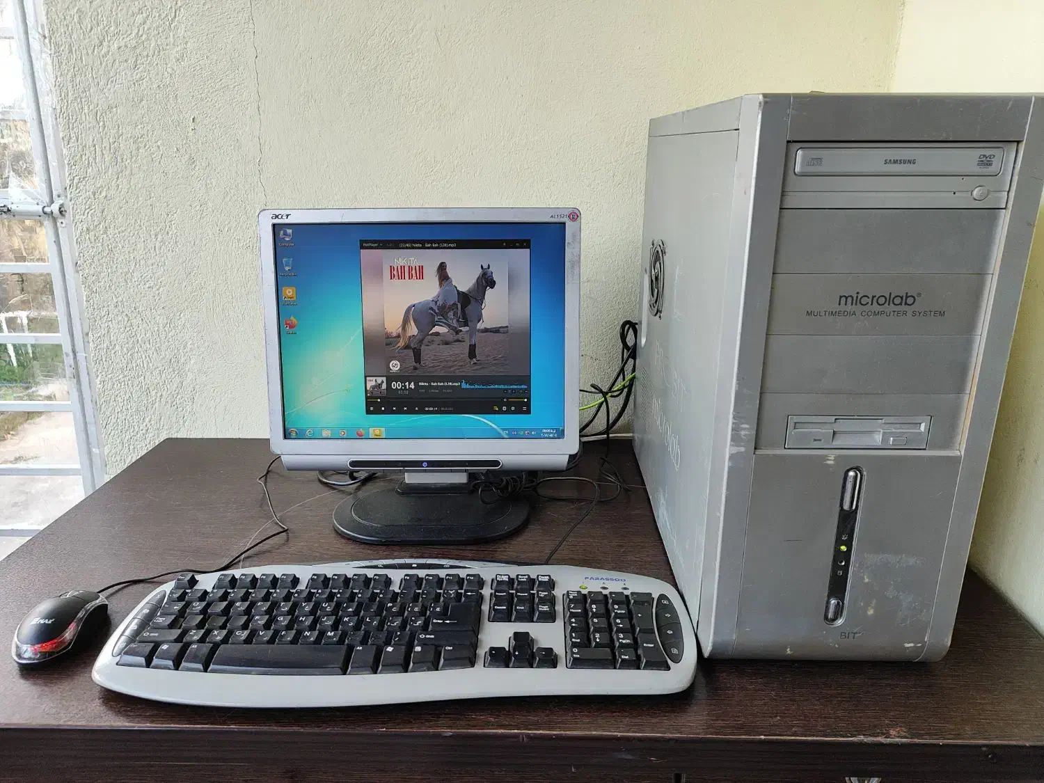 کامپیوتر ۳۰۰۰ با رم ۲ ddr2 هارد ۱۶۰ گرافیک ۲۵۶|رایانه رومیزی|چالوس, |دیوار