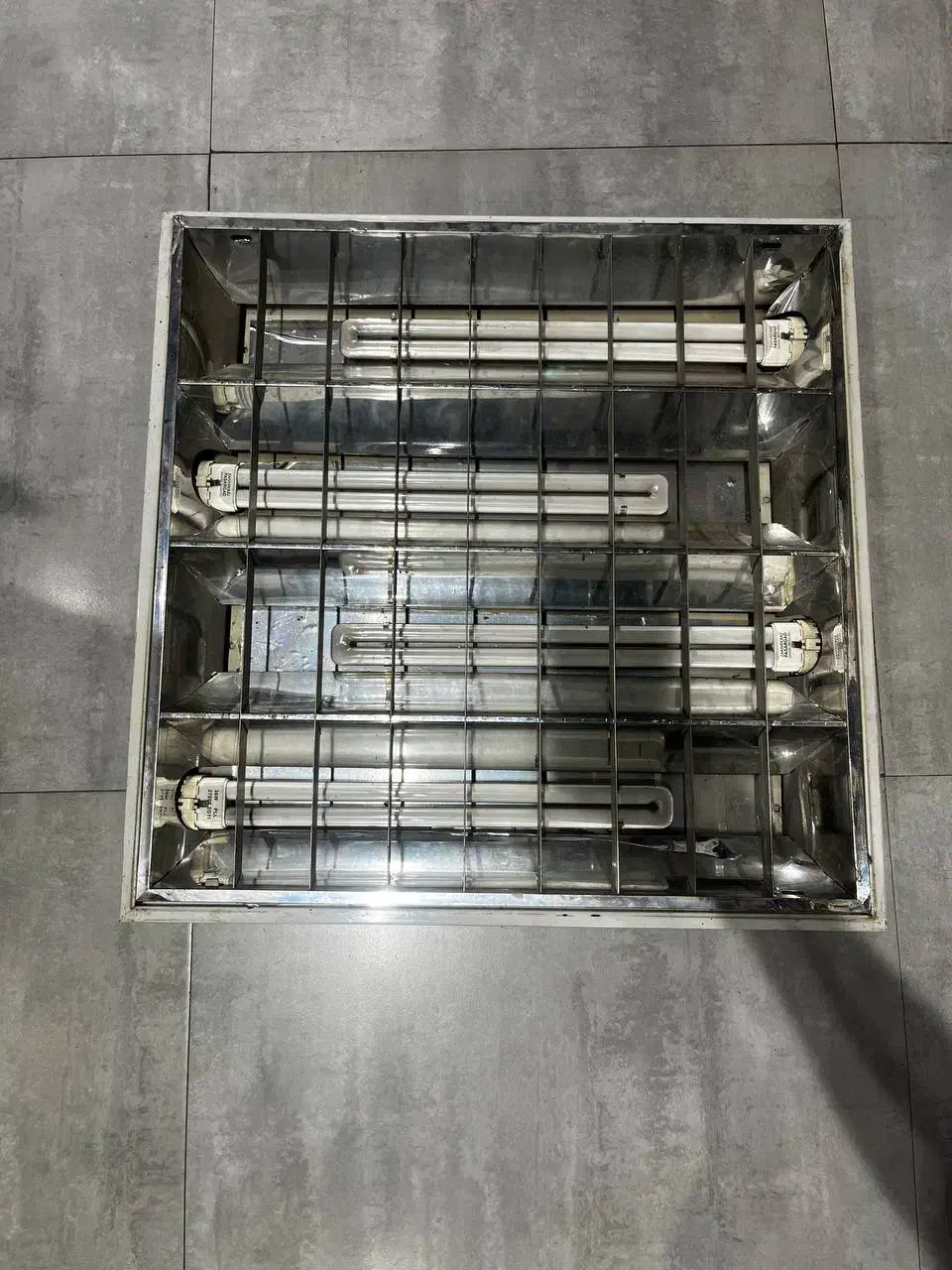 لامپ سقفی پنلی شرکتی|لامپ و چراغ|بابلسر, |دیوار