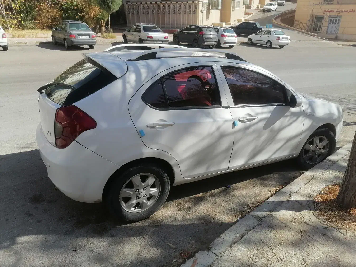 جک جی3|خودرو سواری و وانت|صدرا-فارس, فاز ۲|دیوار