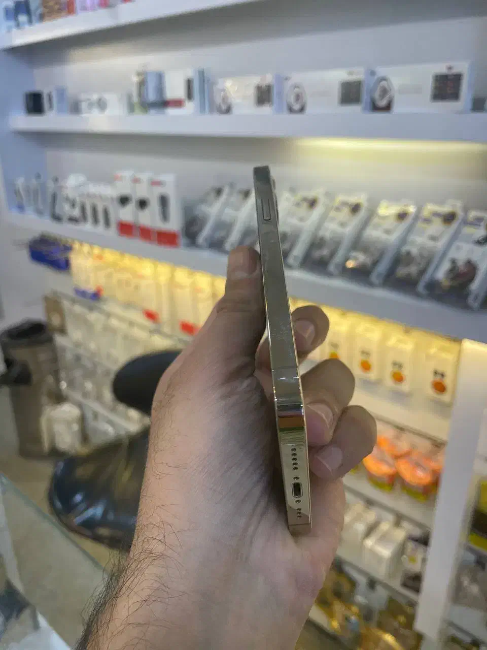 گوشی آیفون ip12 proحافظه256|موبایل|مشهد, بهشت|دیوار