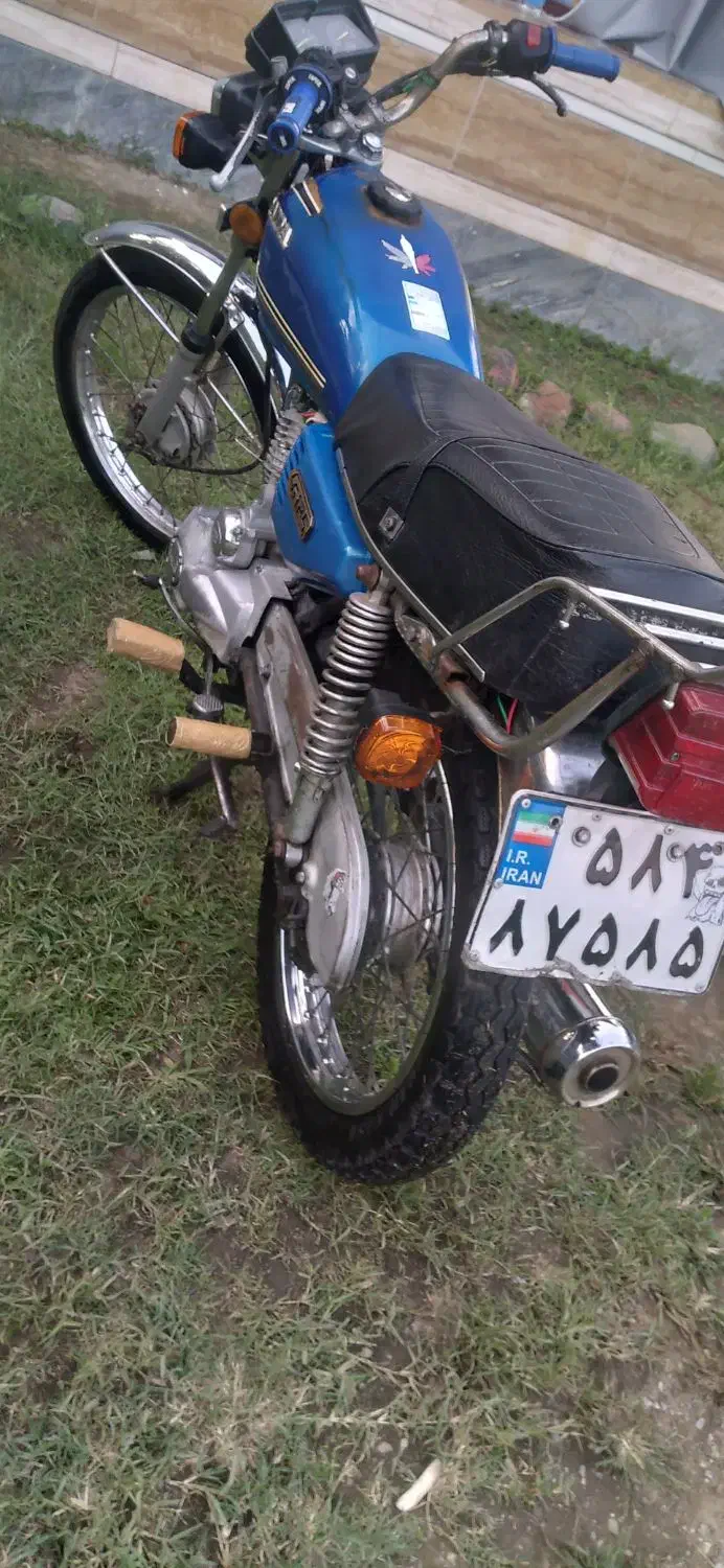 موتور هوندا ۱۵۰|موتورسیکلت|پره‌سر, |دیوار