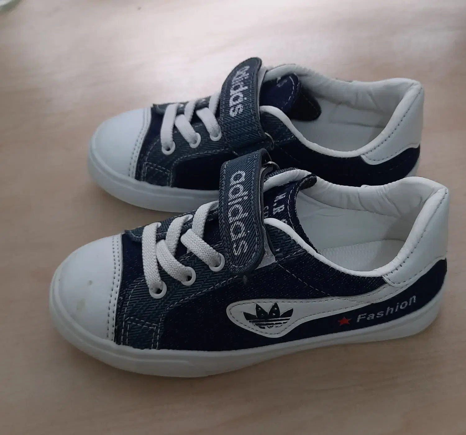 کفش کودک|کفش و لباس بچه|رشت, فلسطین|دیوار