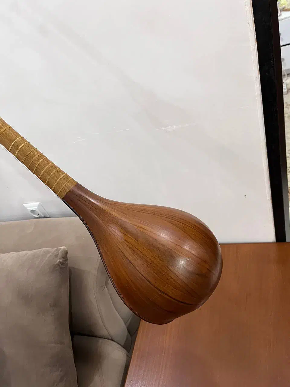 سه تار دست ساز بهمراه کیف|سازهای سنتی|لشت نشا, |دیوار