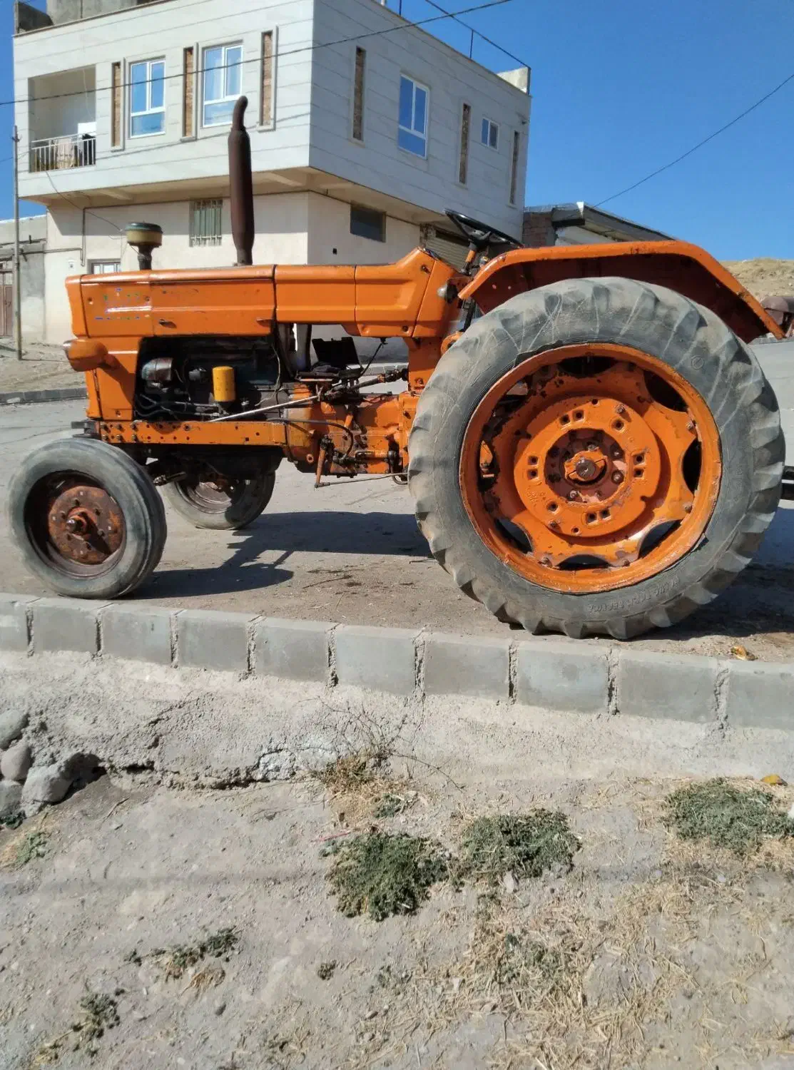 فروش تراکتور|خودرو سنگین|سراجو, |دیوار