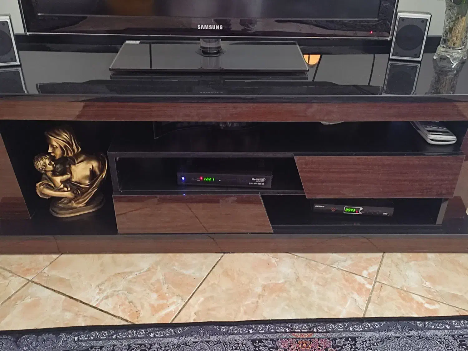 میز .کمد بچه|میز تلویزیون|مهدی شهر, |دیوار