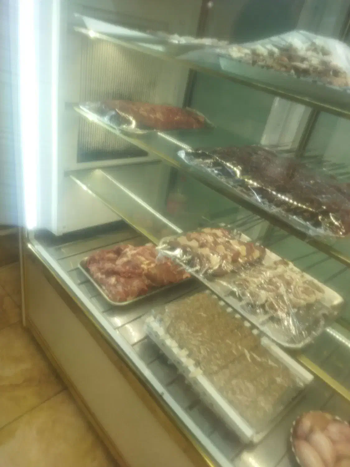 منقل کار جیگرکی|استخدام خدمات فروشگاه و رستوران|باسمنج, |دیوار