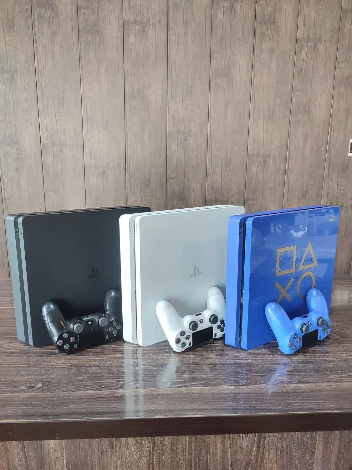 پلی استیشن 4 و 5 به صورت عمده و تک|کنسول، بازی ویدئویی و آنلاین|بانه, |دیوار